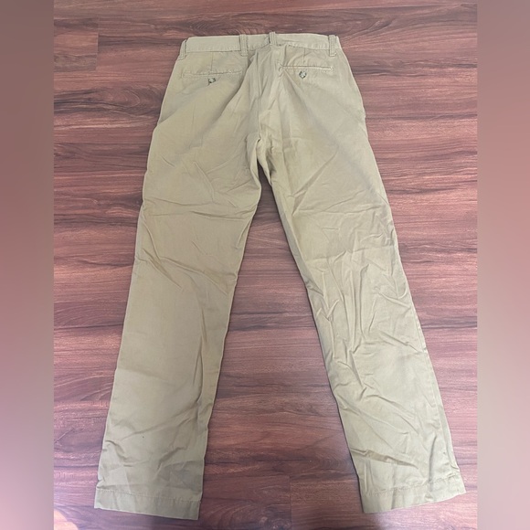 Men’s Gap Khaki Pants - Picture 2 of 3